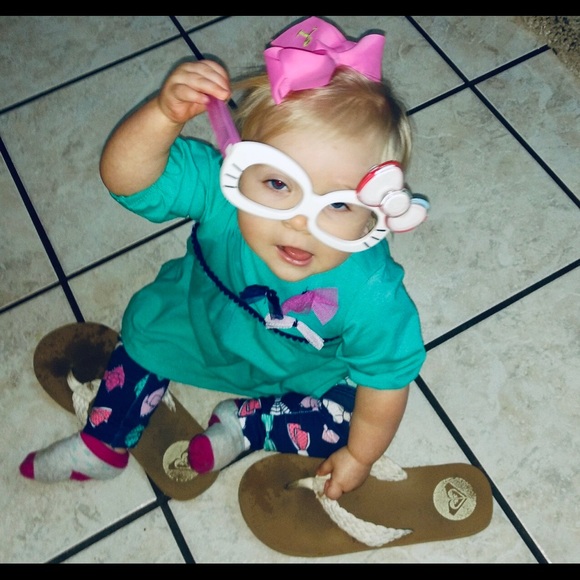 PICTURES OF ME & MY FAMILY♥️ - Picture 13 of 17